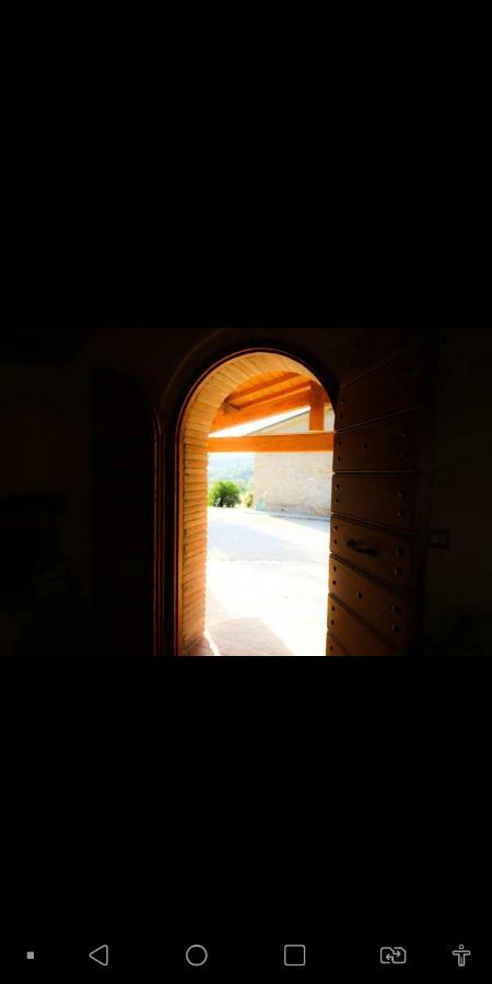 Agriturismo La Tana Città di Castello Eksteriør billede