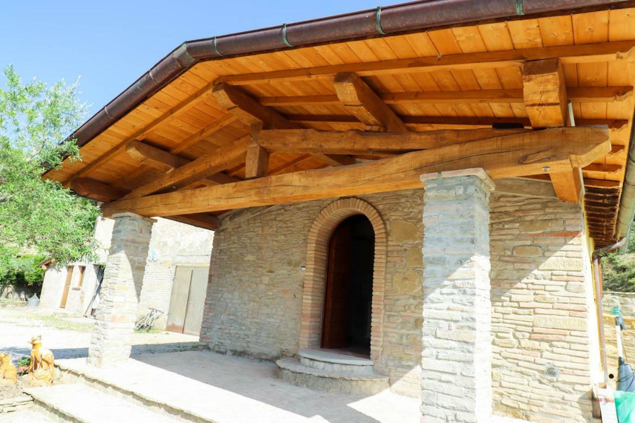 Agriturismo La Tana Città di Castello Eksteriør billede
